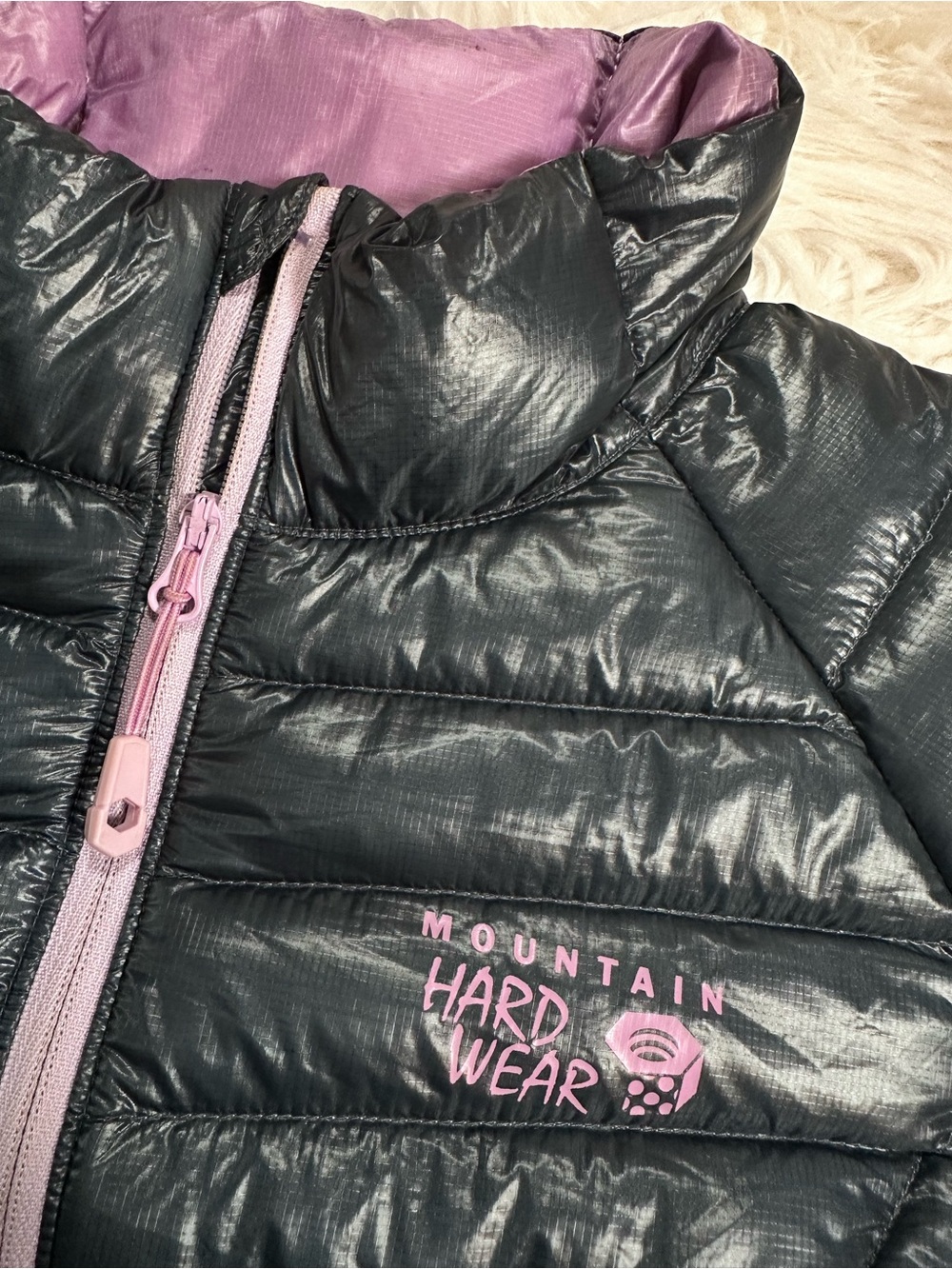 Mountain Hardware • Womens Ghost Whisperer Goose Down Jacket - Picture 3 of 16